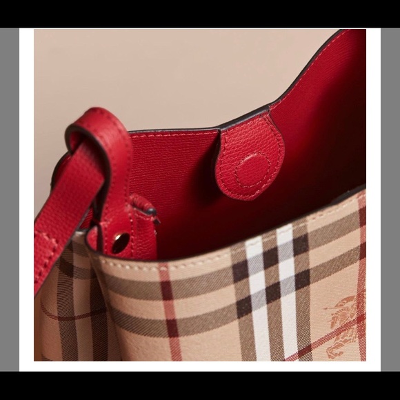 Burberry Bucket Small Lorne Red Leather Cross Body Bag - Picture 5 of 6